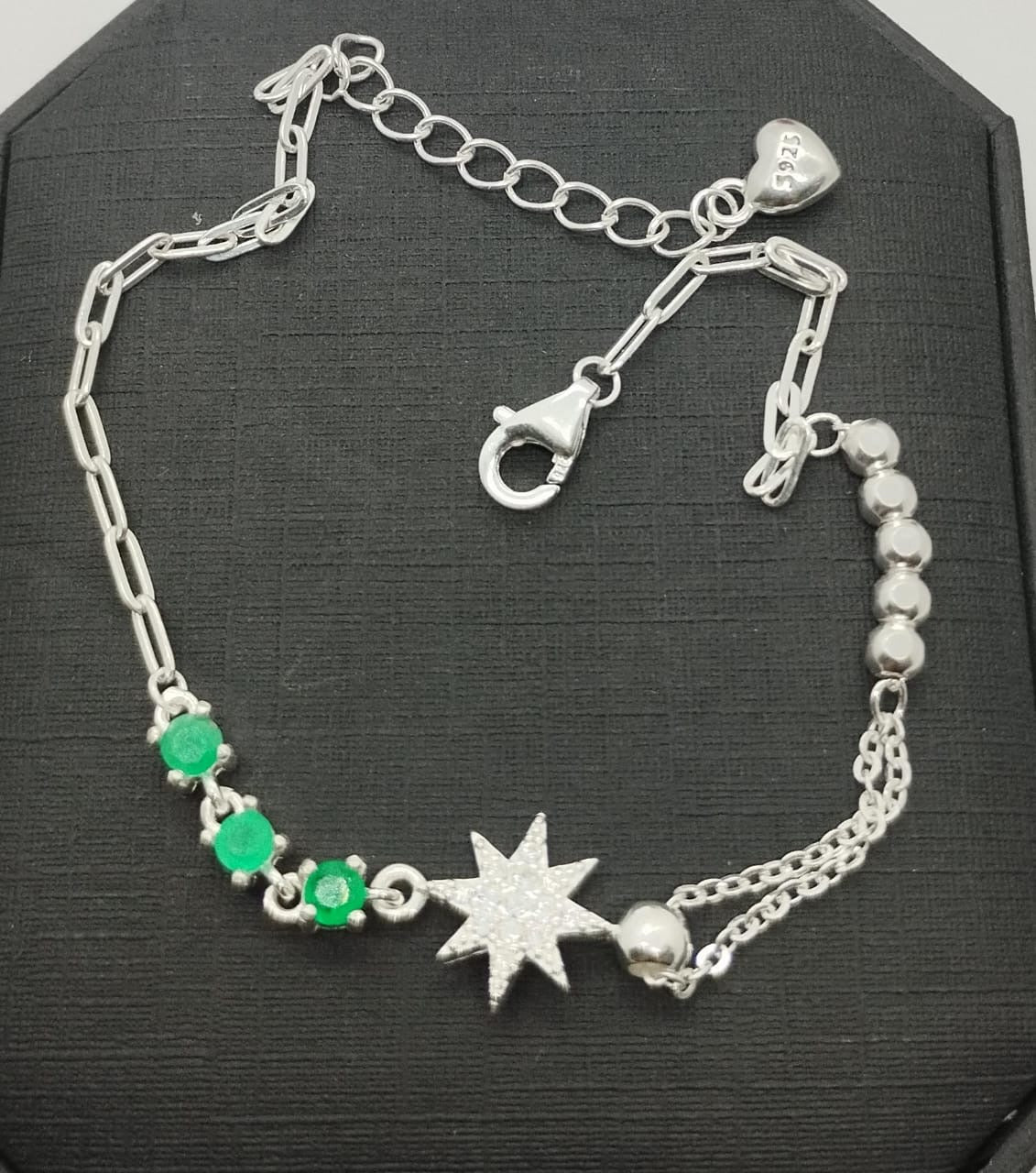 Pulseras en plata 925 y esmeralda natural para damas muy elegantes